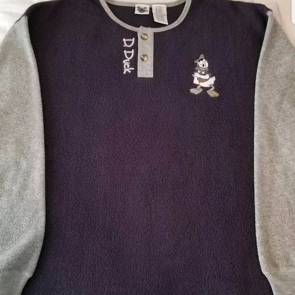Disney Store vintage item Donald Duck FLEECE